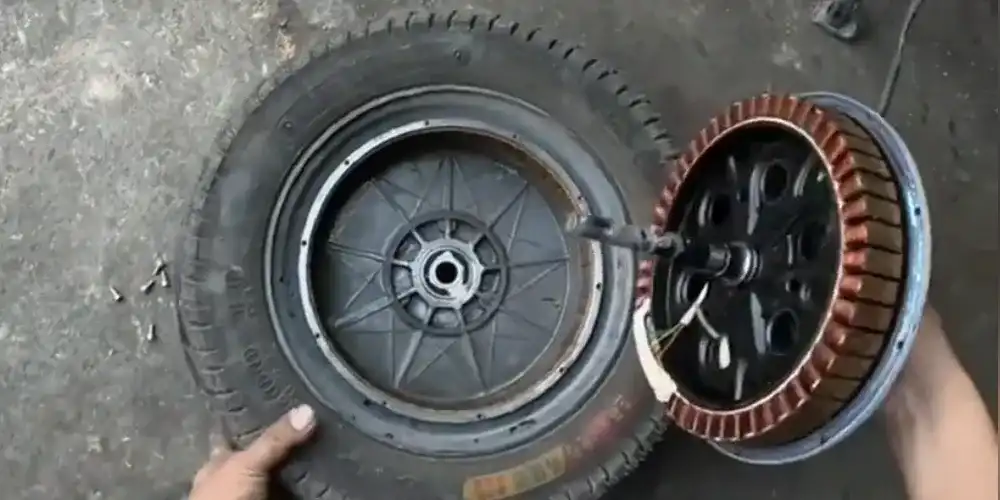 Electric bicycle motor maintenance